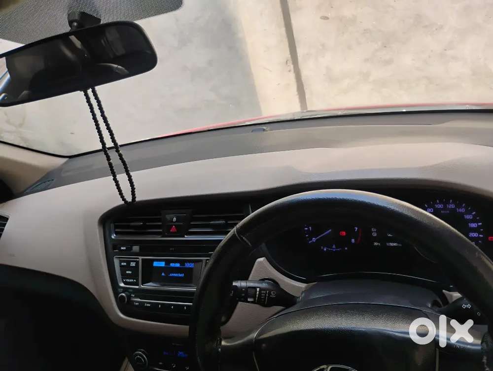 Hyundai Elite I20 2015 Cng & Hybrids 130000 Km Driven