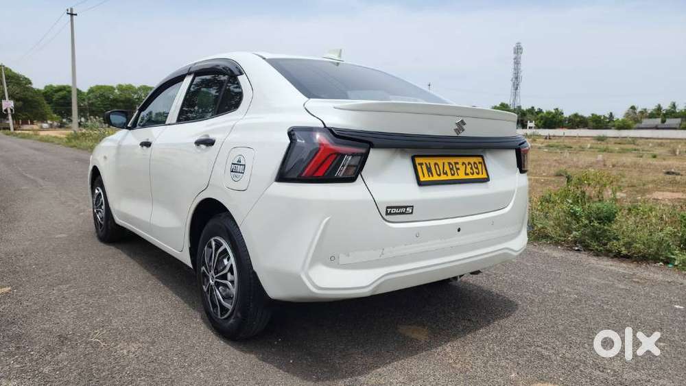 Maruti Suzuki Swift Dzire Lxi Option, 2025, Petrol