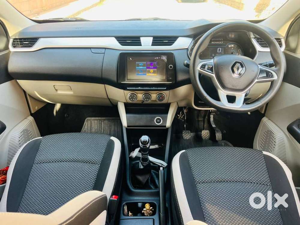 Renault Triber Rxz, 2021, Petrol