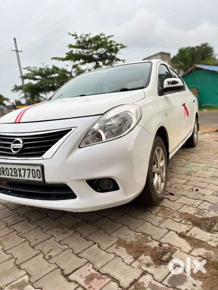 Nissan Sunny Xv Petrol Top Model.