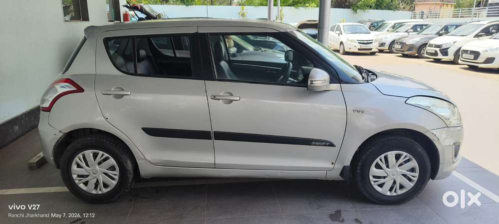 Maruti Suzuki Swift Vxi, 2017, Petrol