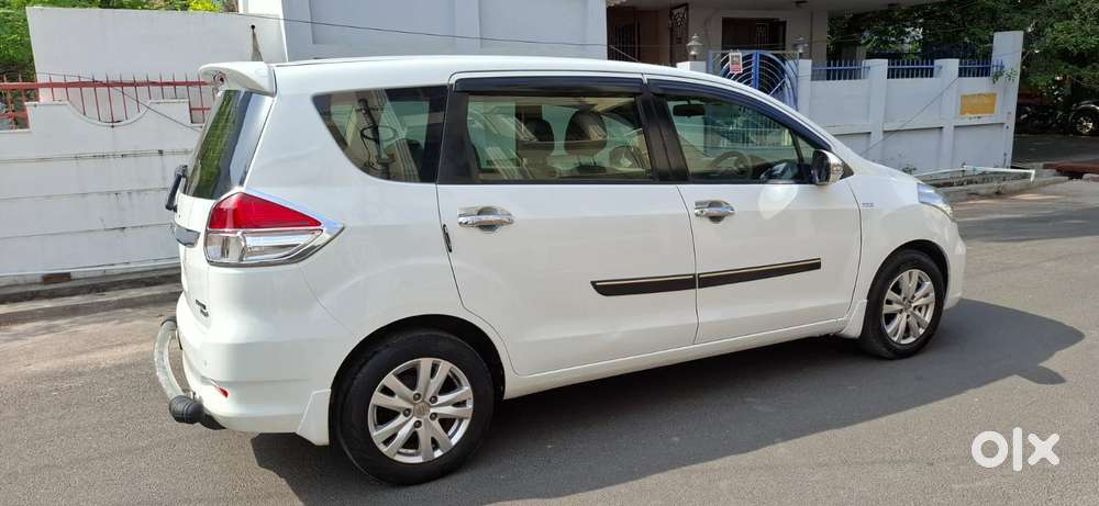 Maruti Suzuki Ertiga Shvs Zdi Plus, 2017, Diesel