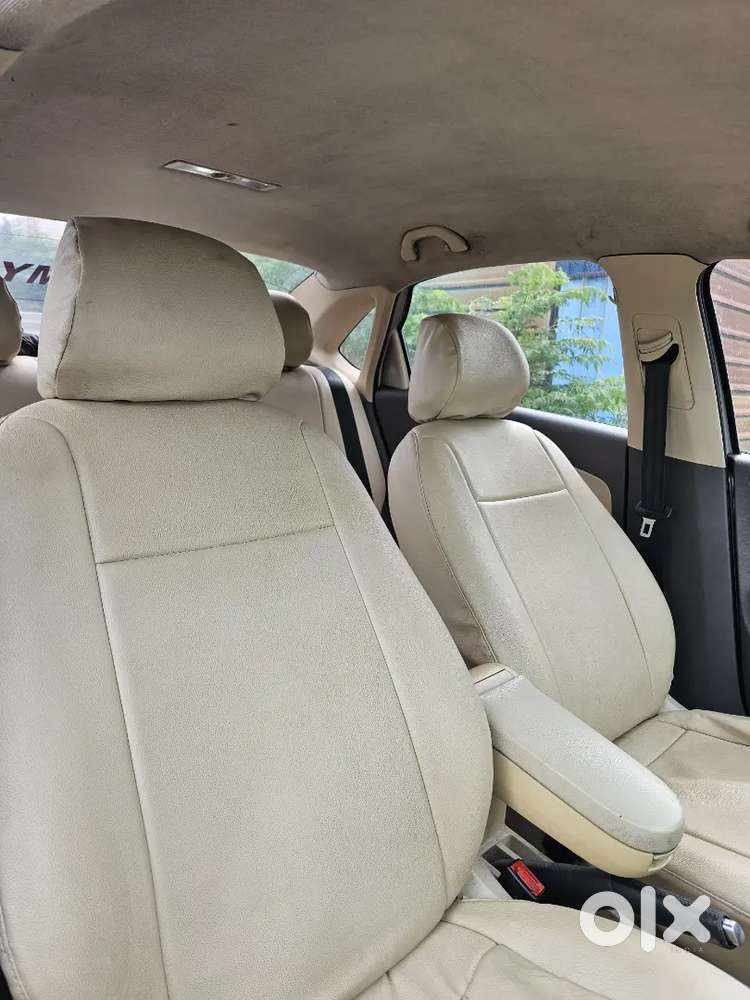Volkswagen Vento 2011 1.6 Highline