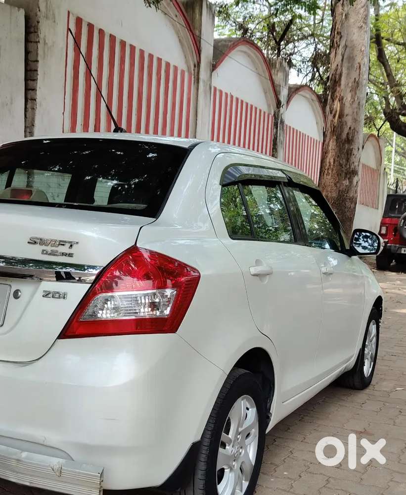 Maruti Suzuki Swift Dzire 2013