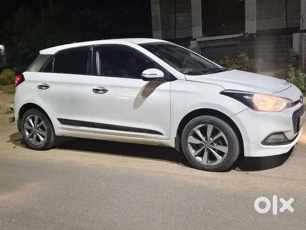 Hyundai I20 2015 Diesel 132000 Km Driven