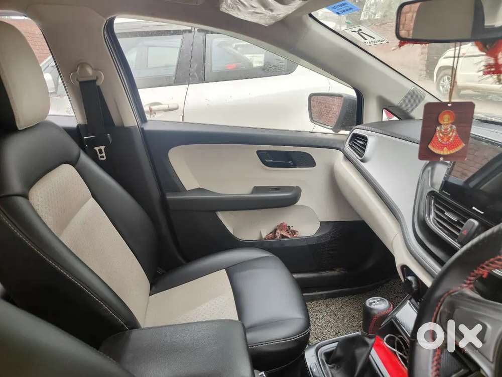 Tata Altroz Xe 2022 Petrol Manual