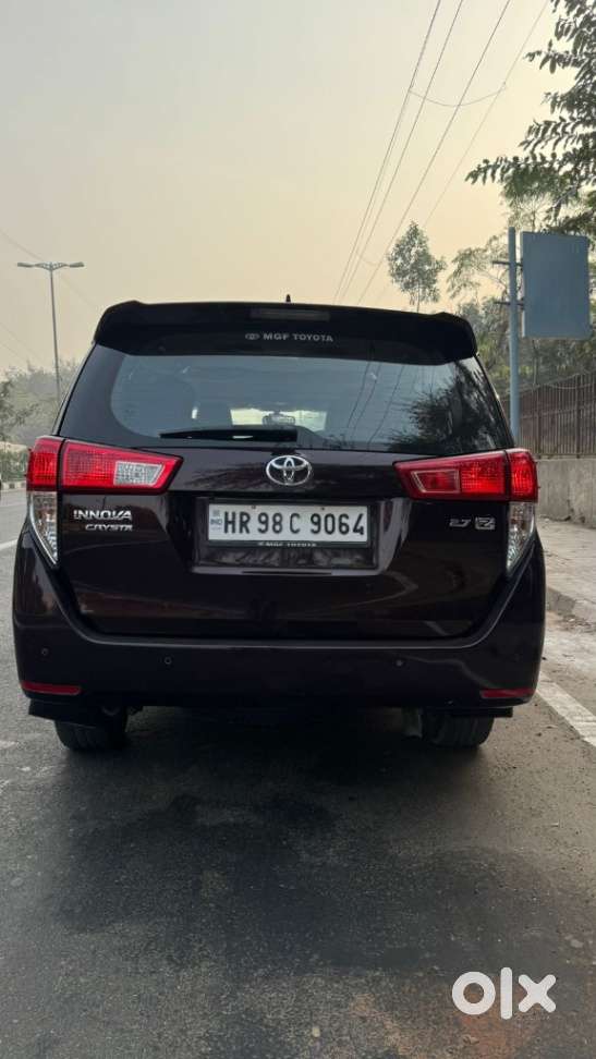 Toyota Innova Crysta