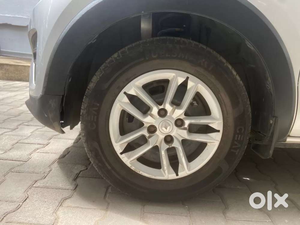 Renault Triber Rxt, 2019, Petrol