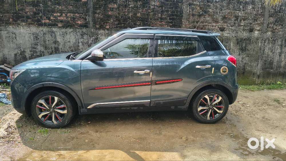 Xuv300 W8 (o)