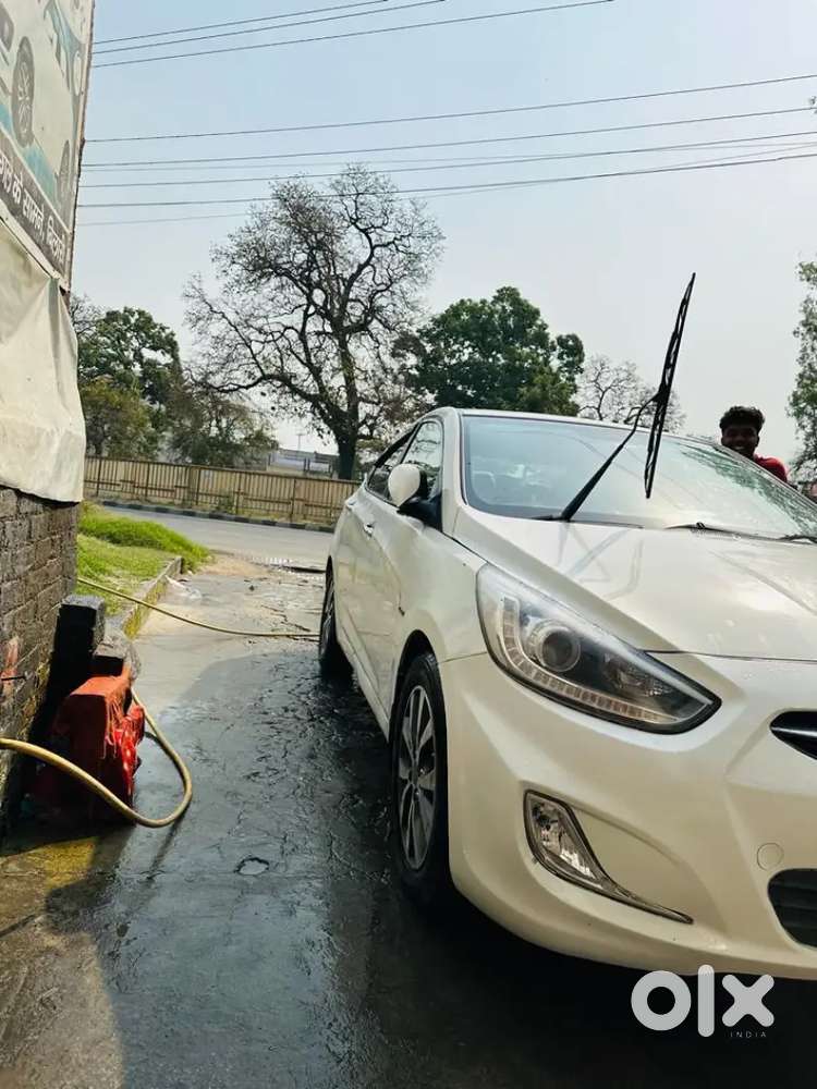 Hyundai Verna Fluidic 2015
