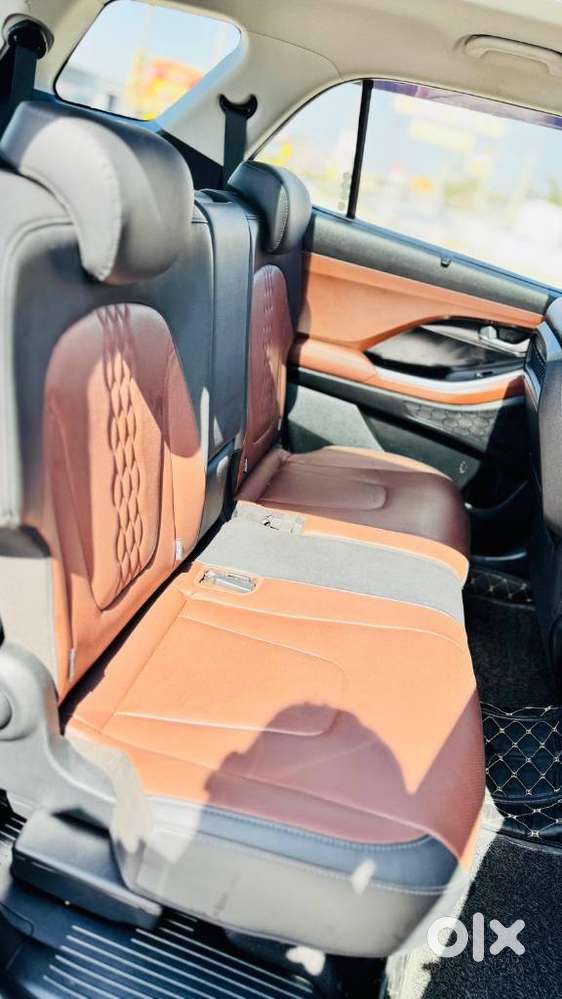 Hyundai Alcazar 2.0 Platinum (o) Petrol At 7 Str, 2022, Petrol