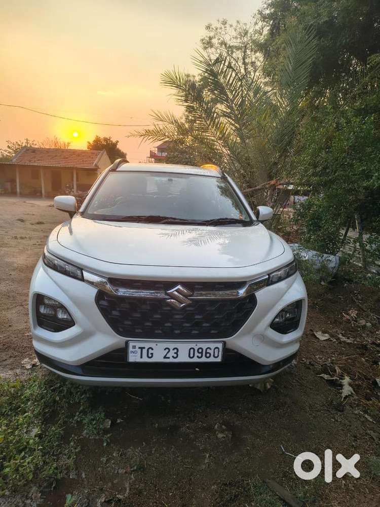 Maruti Suzuki Fronx 2024 Petrol Well Maintained