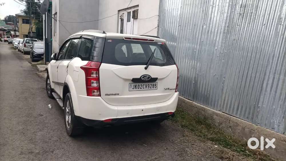 Mahindra Xuv500 2014 Diesel 132000 Km Driven