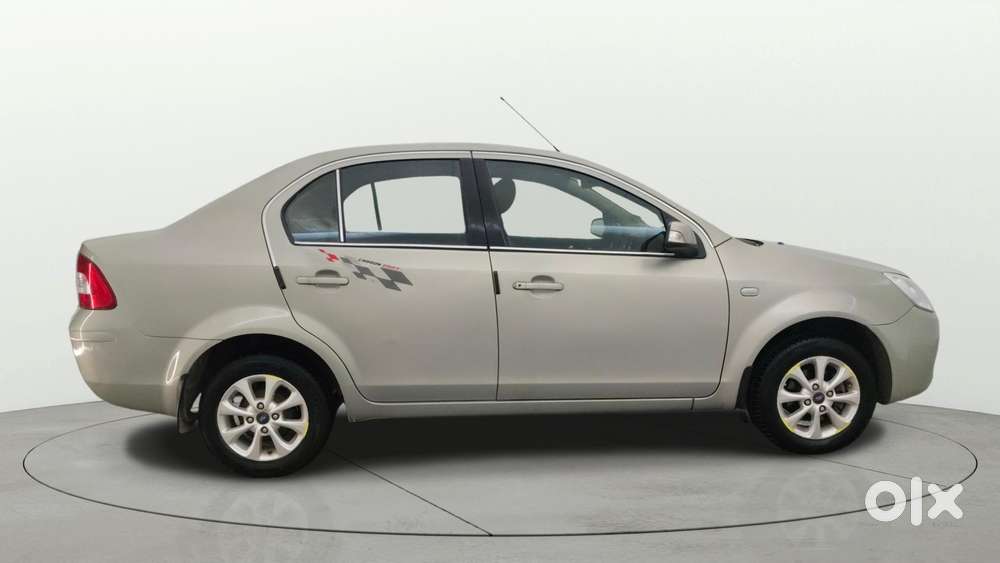 Ford Fiesta Petrol Titanium, 2013, Petrol