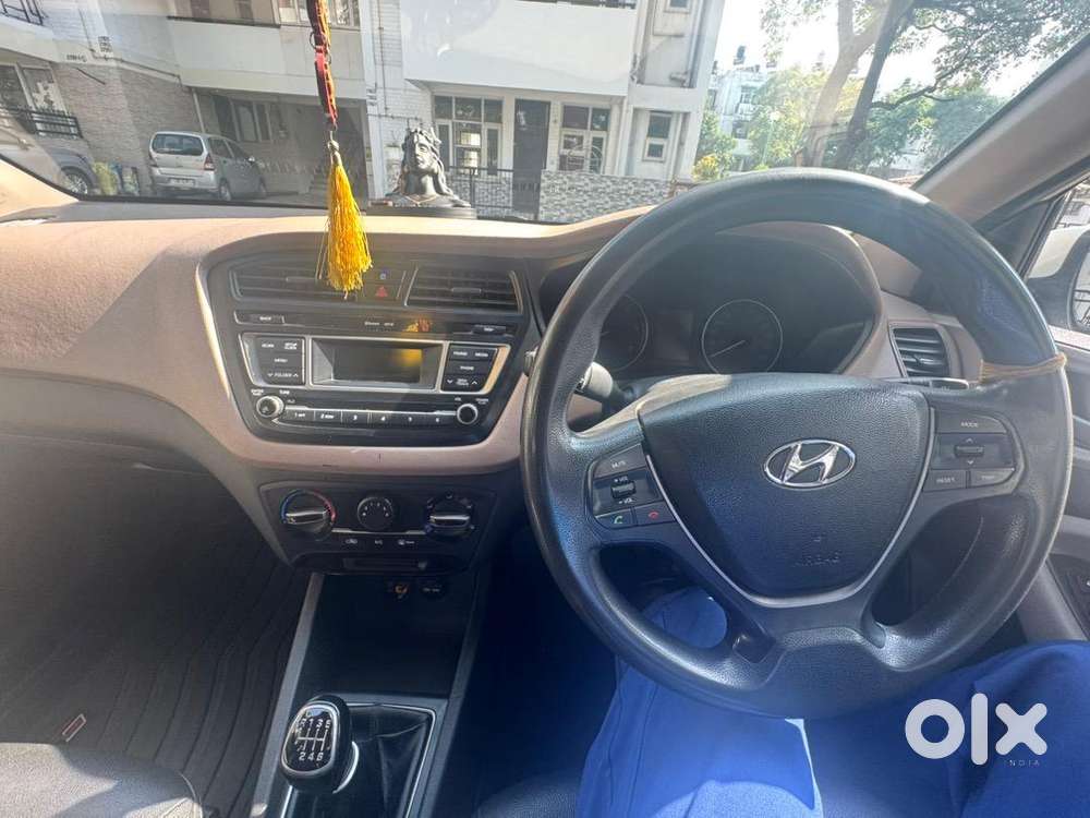 Hyundai I20 2017 Diesel 74000 Km Driven