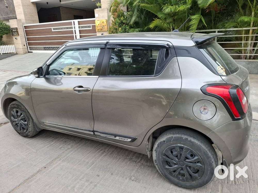 Maruti Suzuki Swift Vxi Optional, 2021, Petrol