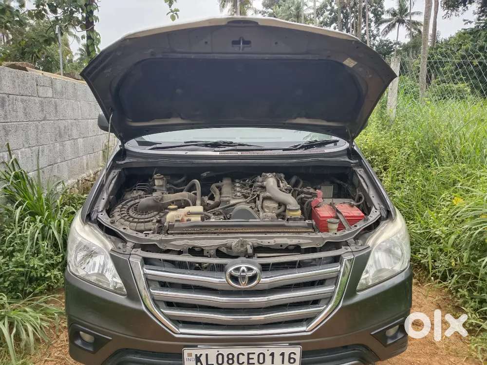 Toyota Innova 2014 Diesel 140000 Km Driven
