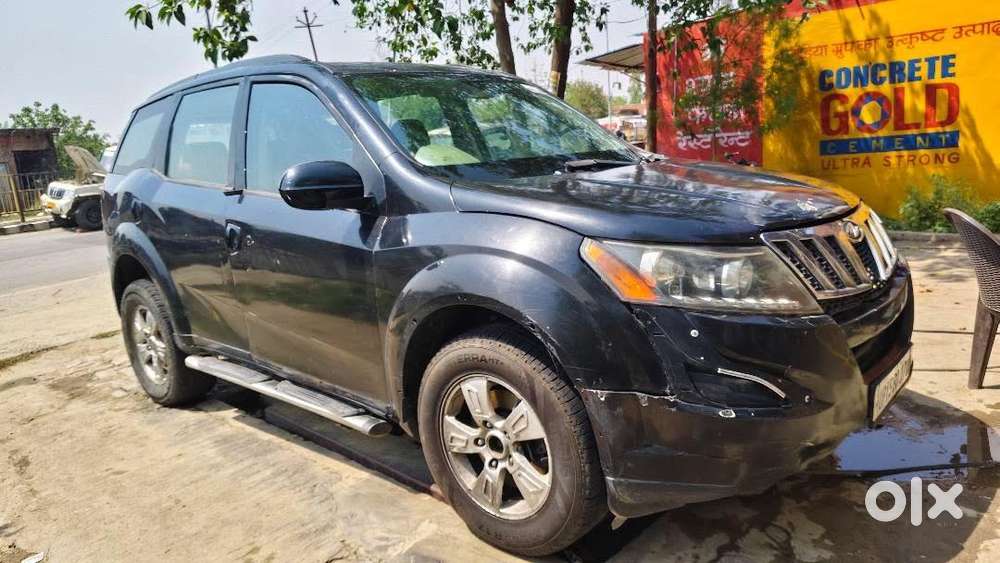 Mahindra Xuv500 2013 Diesel 75000 Km Driven