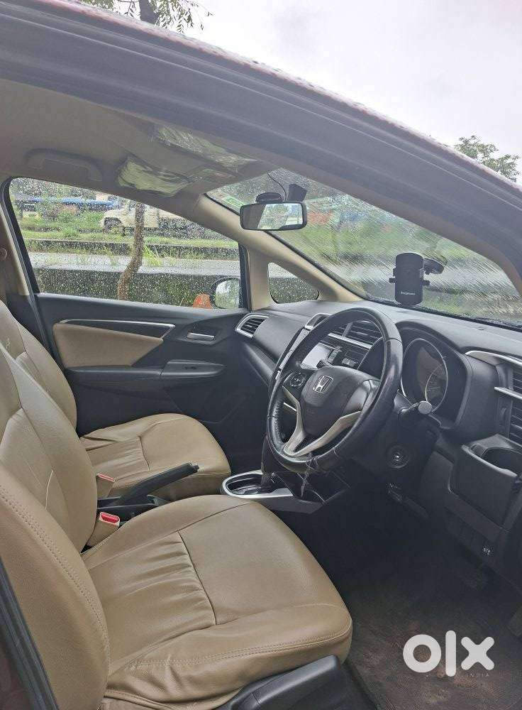 Honda Jazz V Cvt, 2017, Petrol