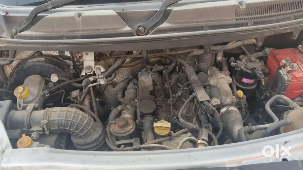 Mahindra Tuv 300 Plus 2018