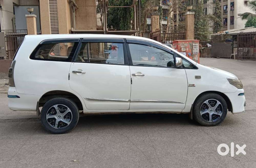 Toyota Innova, 2012