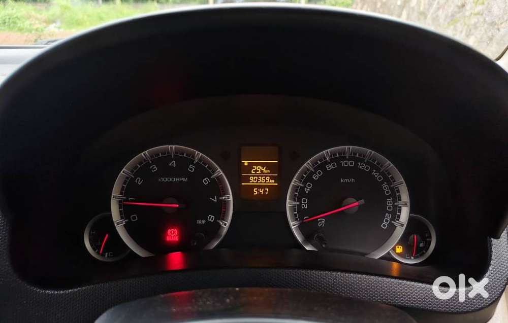 Maruti Suzuki Swift Dzire Vxi Optional, 2013, Petrol