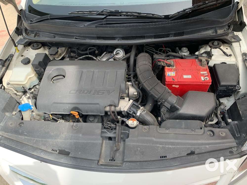 Hyundai Verna Sx(o) Diesel 2016 Model