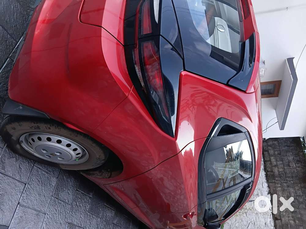 Tata Altroz Xm Petrol