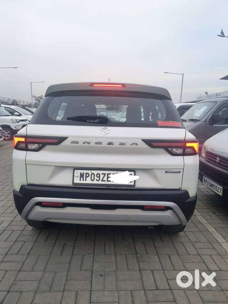 Maruti Suzuki Brezza 1.5 Zxi Smart Hybrid, 2022, Petrol