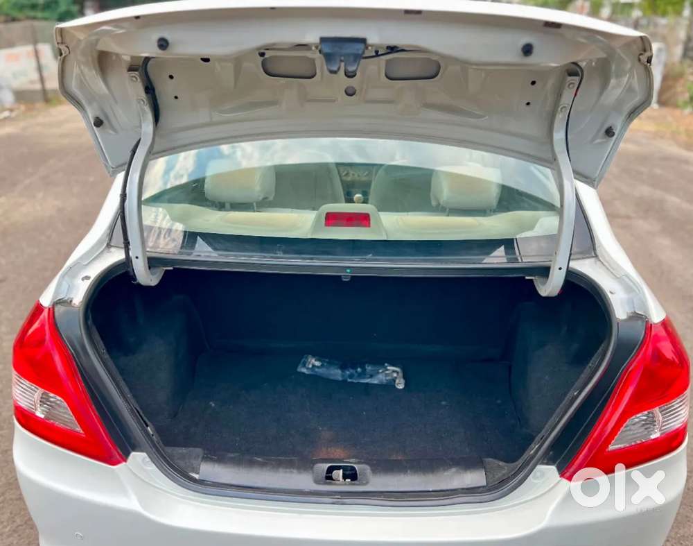 Maruti Suzuki Swift Dzire 1.3 Vxi, 2015, Petrol