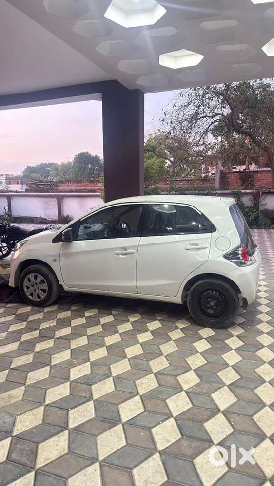 Honda Brio 2016 Cng & Hybrids Well Maintained