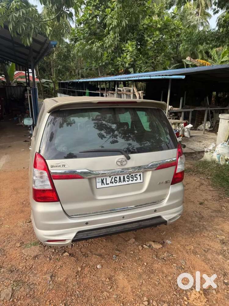 Toyota Innova Diesel 2016 2nd Owner Re Registered