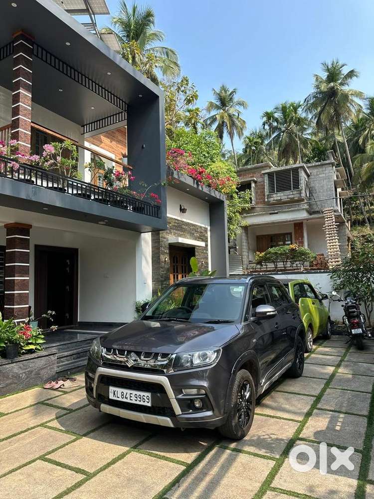 Maruti Suzuki Brezza 2018 Diesel Automatic 96000 Km Driven