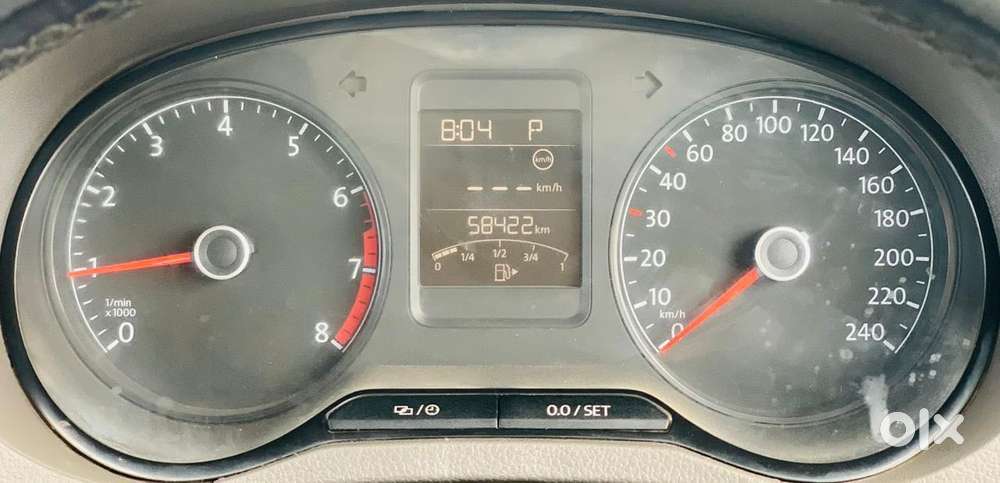 Volkswagen Vento 1.2 Tsi Highline Plus At, 2017, Petrol