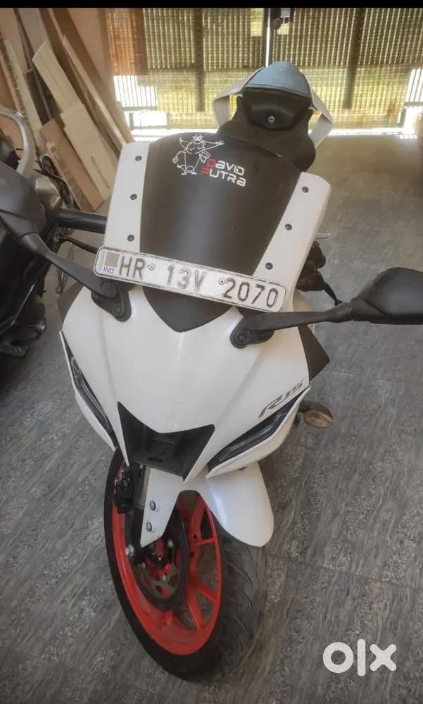 On Road R15 Bike White Colour R15 V3 On Road Price White Colour
