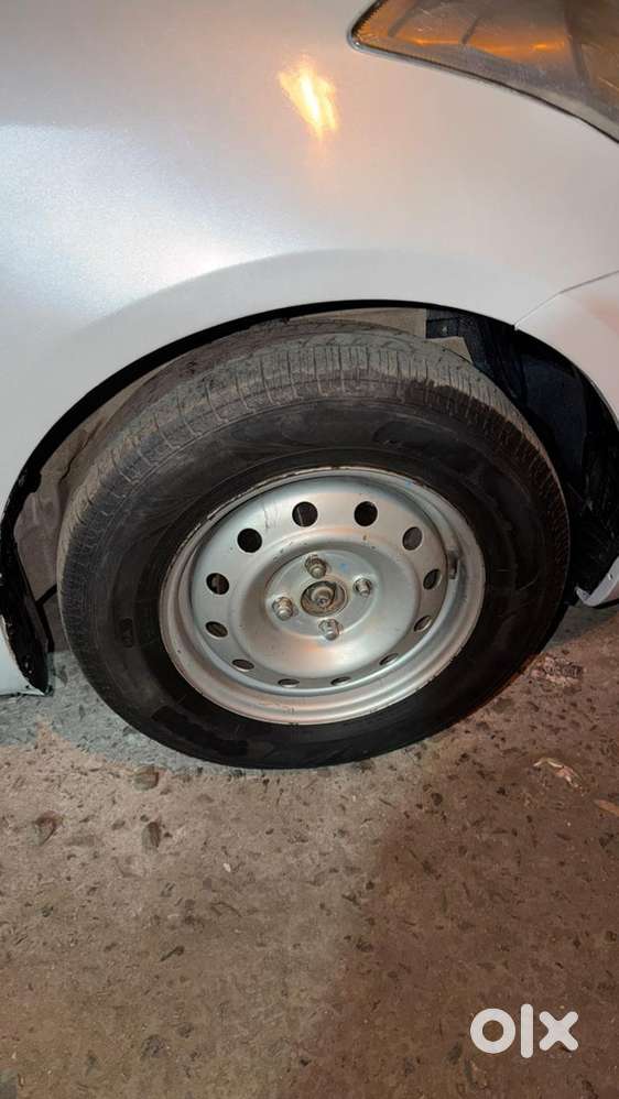 Swift 2013 Maruti Lxi