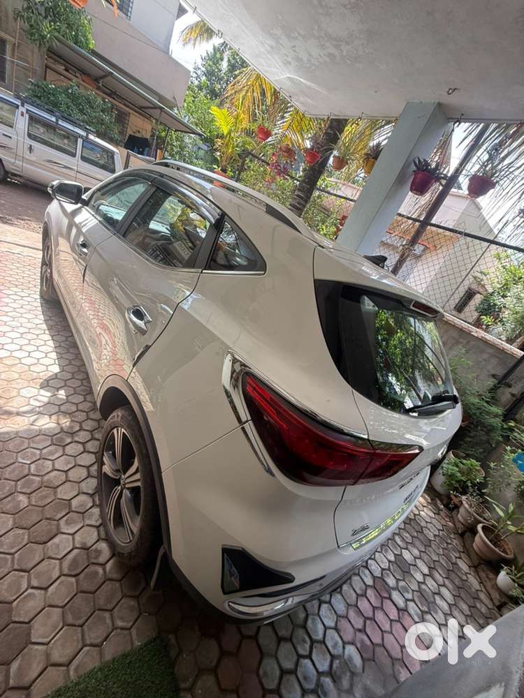 Mg Astor Petrol 2022 Top Variant