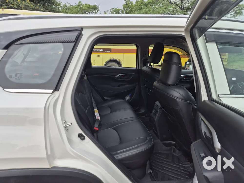 Toyota Urban Cruiser 2026 Hyryder Drive