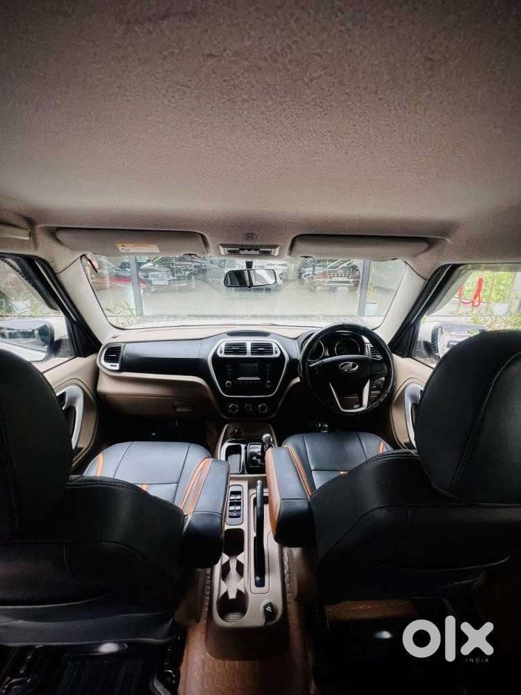Mahindra Tuv 300 T8 Amt (automatic), 2017, Diesel