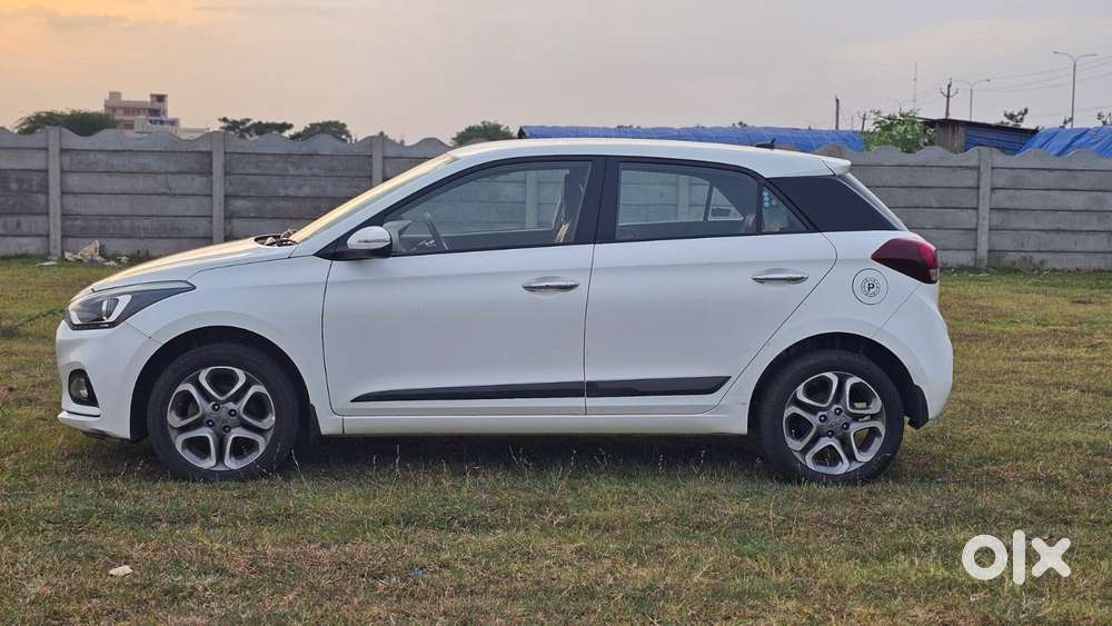 Hyundai I20 Petrol Asta Option, 2019, Petrol