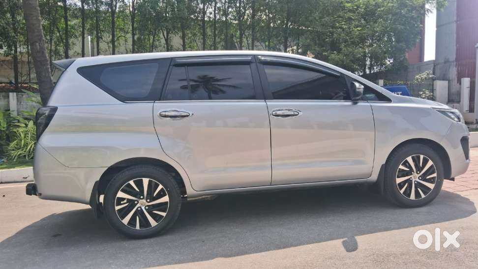 Toyota Innova Crysta [2020-ongoing] 2.7 Zx At 7 Str, 2022, Petrol