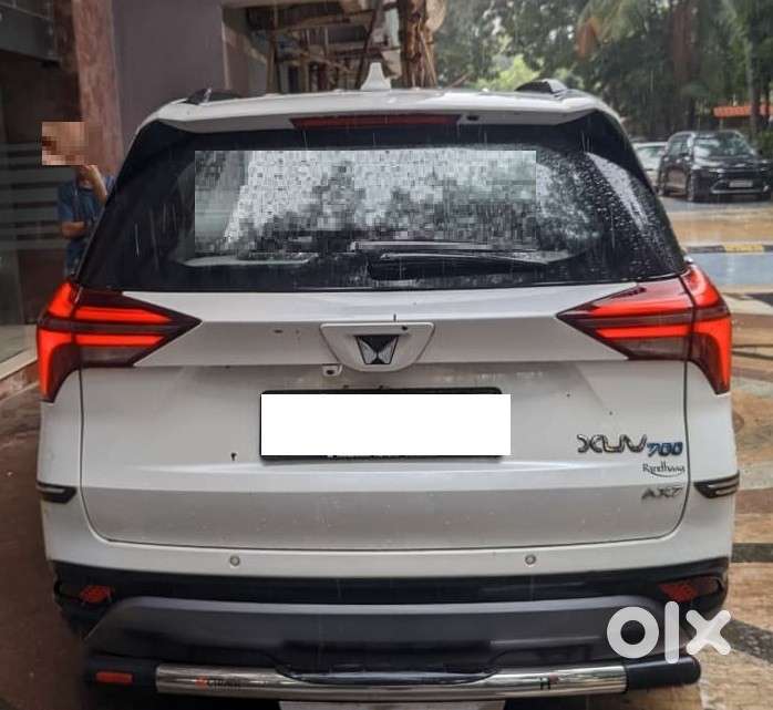 Mahindra Xuv700 2.0 Ax 7 Petrol At Str, 2022, Petrol