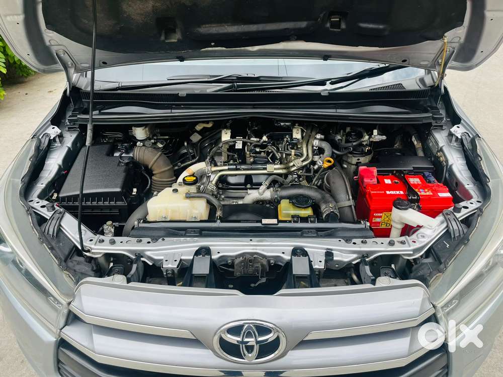 Toyota Innova Crysta 2.4 Vx Mt 8s, 2016, Diesel