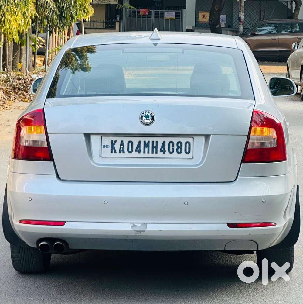 Skoda Laura 1.8 Tsi Ambiente, 2010, Petrol