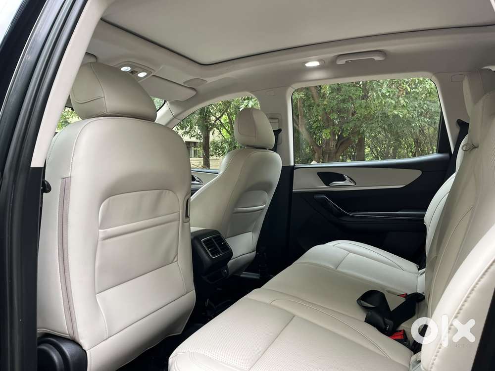 Mahindra Xuv700 2.2 Ax 7 Diesel Mt Luxury Pack Str, 2024, Diesel