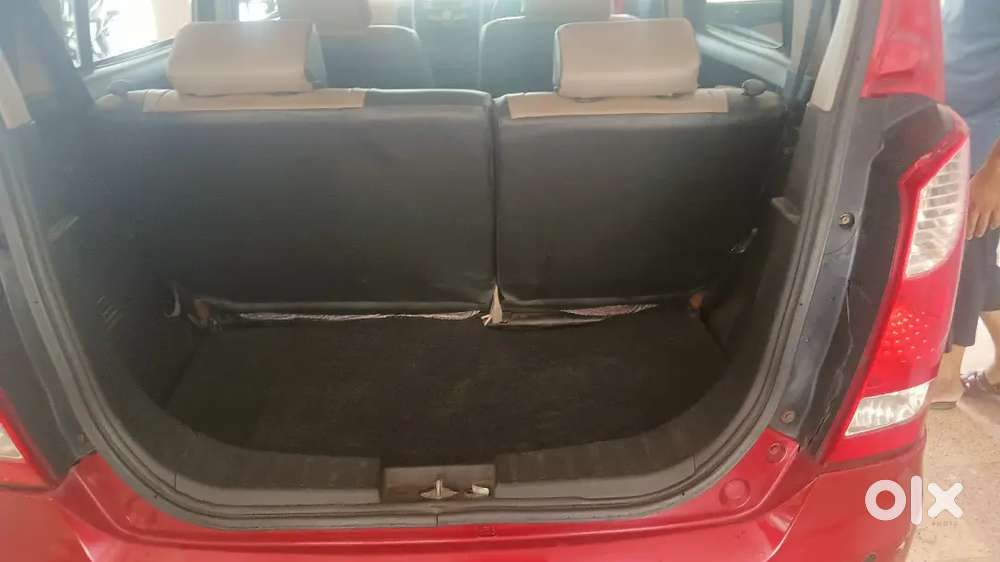 Wagonar Vxi Modle Eentrel Lock And Power Window And Power Steering