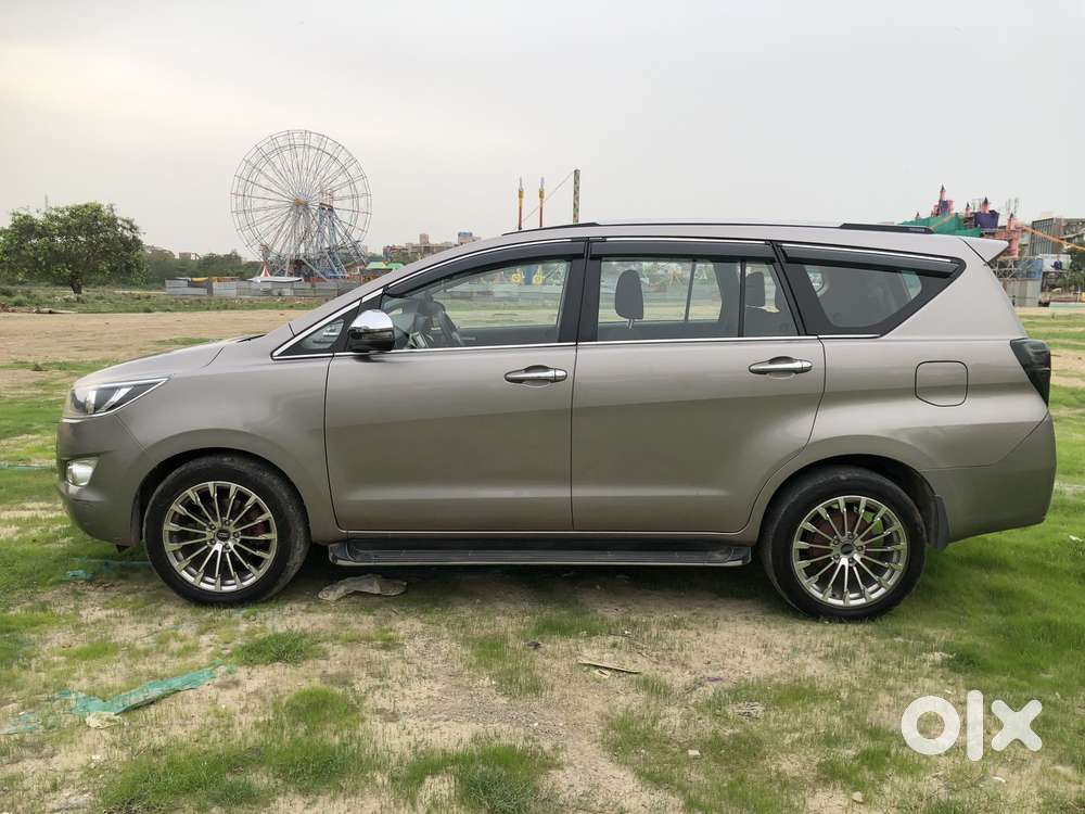 Toyota Innova Crysta [2020-ongoing] 2.4 Gx 7 Str, 2020, Diesel