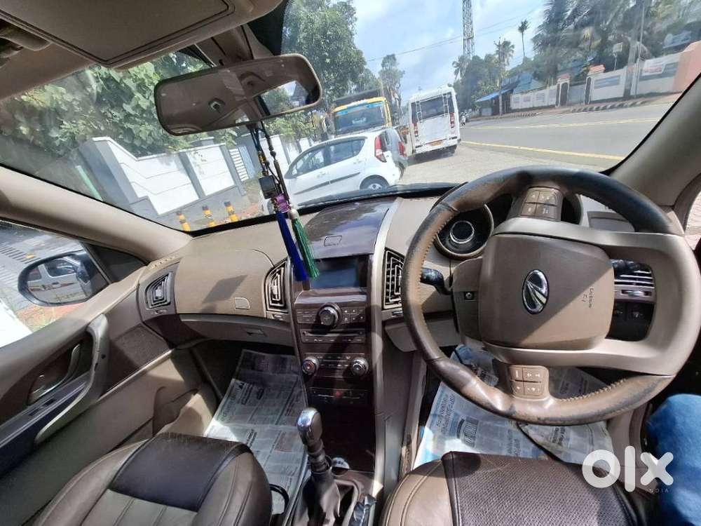 Mahindra Xuv500 W8, 2014