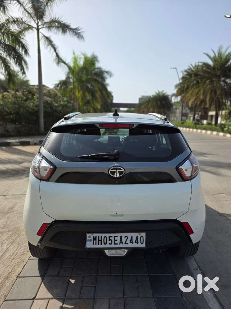Tata Nexon 1.2 Revotron Xza Plus Dualtone, 2019, Petrol