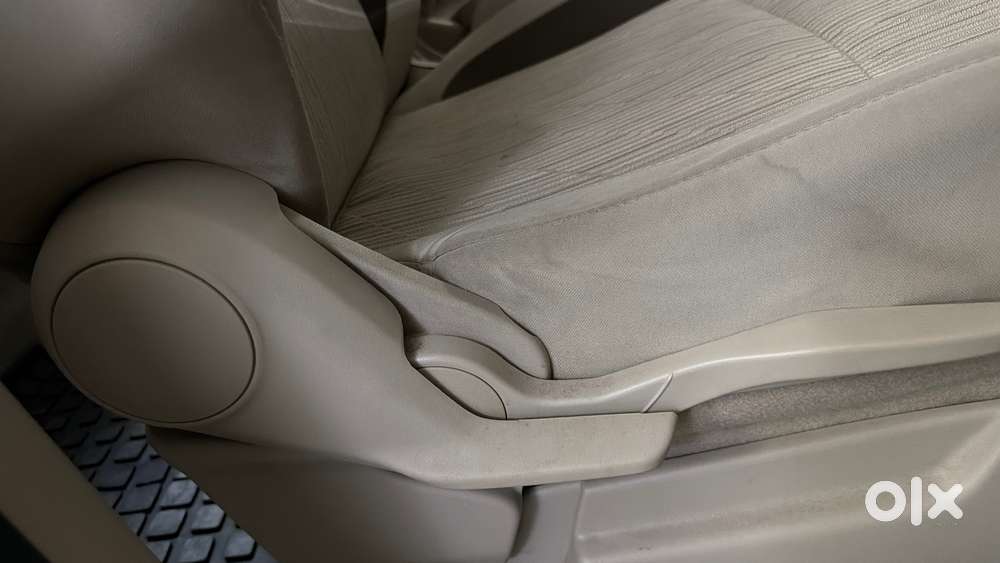 Maruti Suzuki Ertiga Zxi Plus Shvs, 2019, Petrol